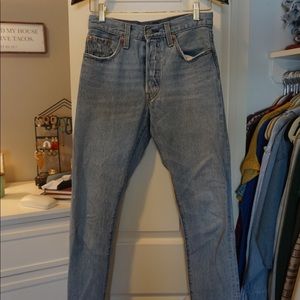 Vintage Levi 501s Loose Skinny Jean